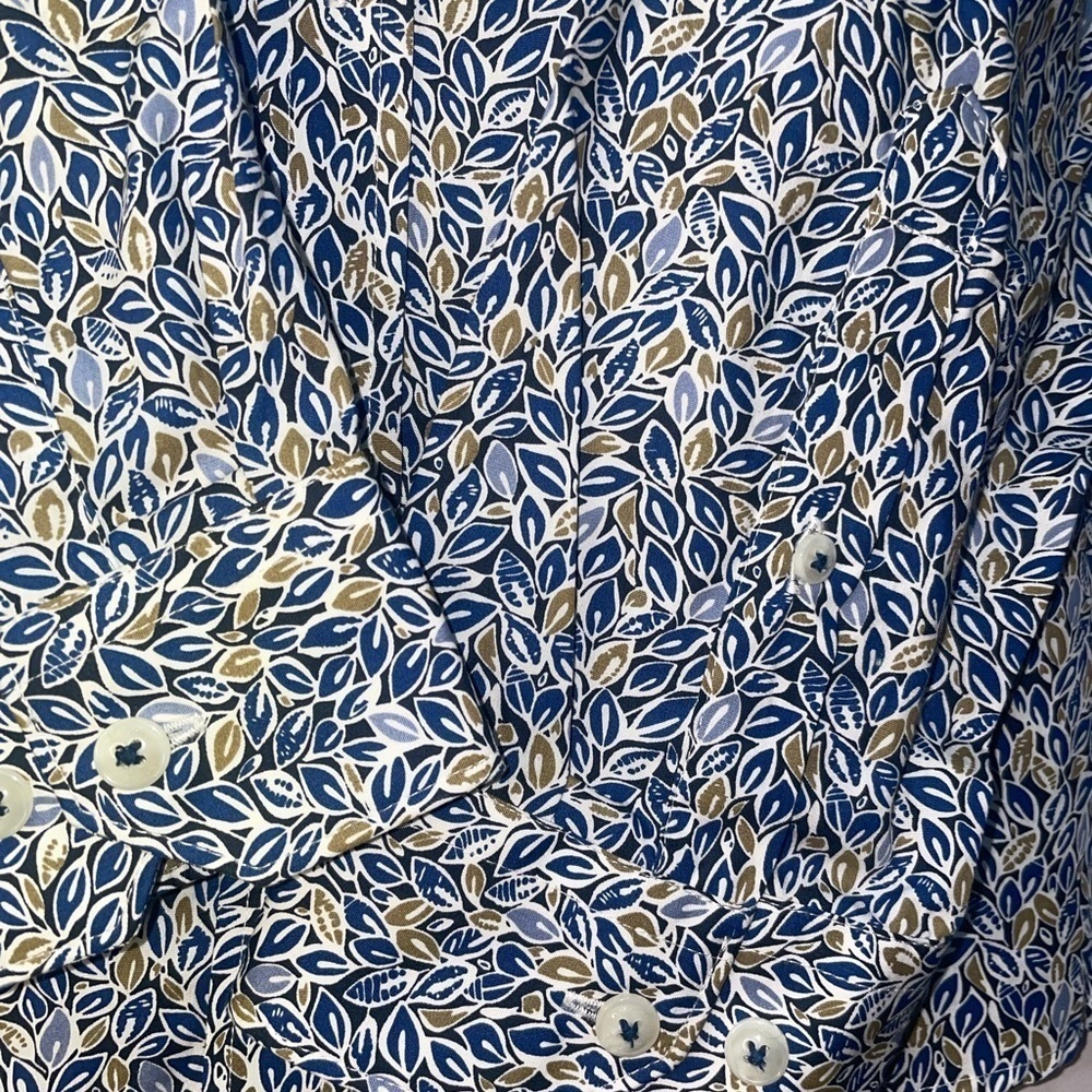 (NWT) RW & CO Slim-Tailored Fit Dress Shirt With Blue Floral Pattern, Size Large - Picture 3 of 5